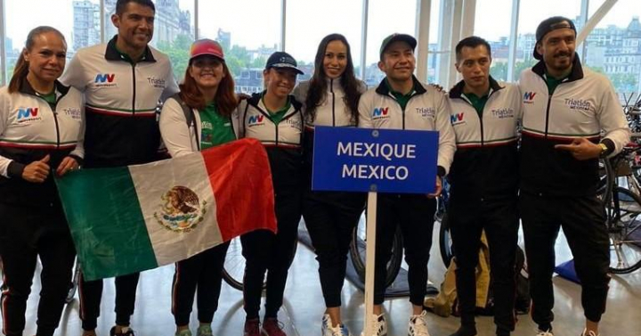 Athlete from Puebla participates in Triathlon competition in Canada